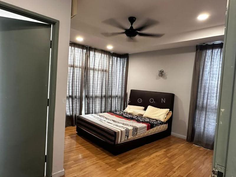 Kondominium untuk Dijual di The Saffron - Candy Soon - Bedroom - PropertyGuru.com.my