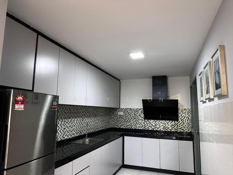 Kondominium untuk Dijual di The Saffron - Candy Soon - Kitchen - PropertyGuru.com.my