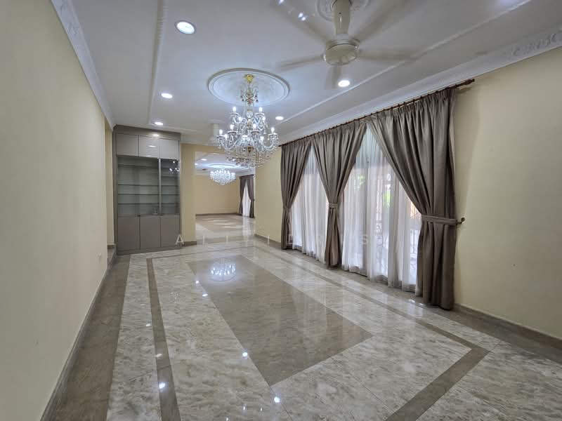 Semi-Detached House for Sale in Kota Damansara (Selangor) - Ali Idris - Living Room - PropertyGuru.com.my