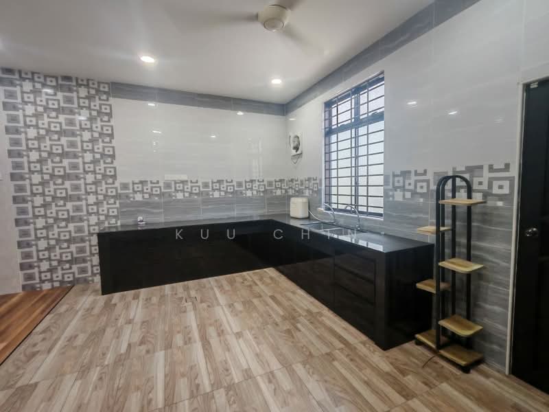 2-storey Terraced House for Sale in Taman Kulai Utama (Kulai) - Kuu Chin - Kitchen - PropertyGuru.com.my