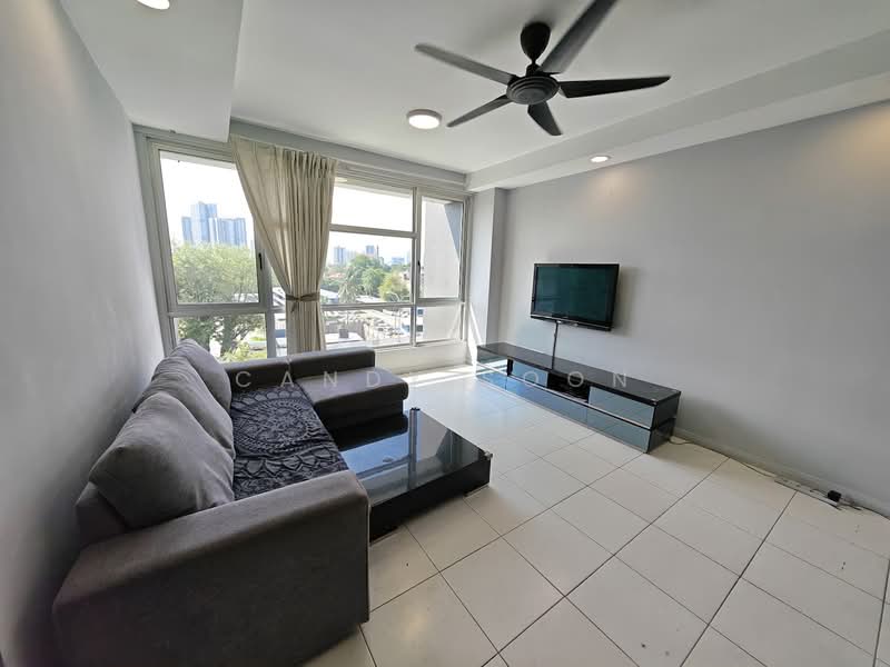 Kondominium untuk Dijual di The Saffron - Candy Soon - Living Room - PropertyGuru.com.my