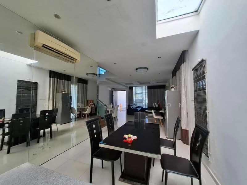 Rumah Teres 2 Tingkat untuk Dijual di Taman Formosa (Penampang) - Ching Hui Wong - Dining Room - PropertyGuru.com.my