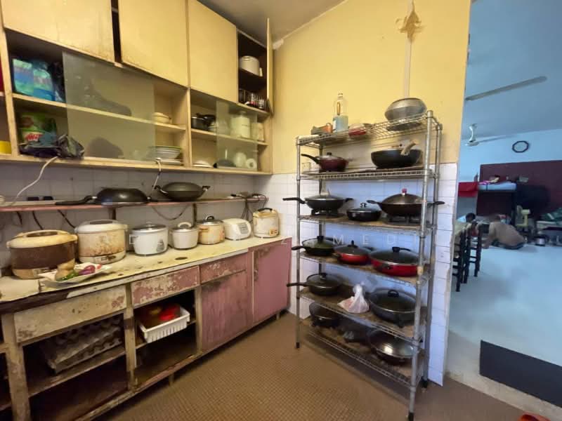 2-storey Terraced House for Sale in Medan Damansara (Damansara Heights) - Adzura Zamedin - Kitchen - PropertyGuru.com.my