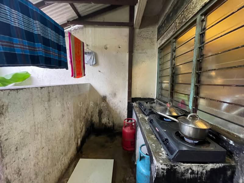 2-storey Terraced House for Sale in Medan Damansara (Damansara Heights) - Adzura Zamedin - Kitchen - PropertyGuru.com.my