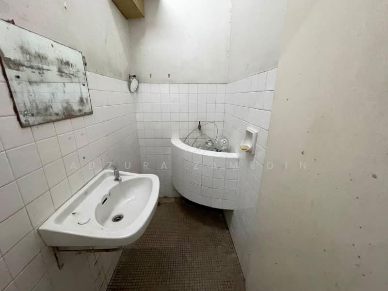 2-storey Terraced House for Sale in Medan Damansara (Damansara Heights) - Adzura Zamedin - PropertyGuru.com.my