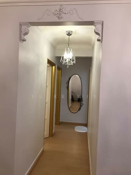 Kondominium untuk Disewa di Perdana View - Yu Kelwis - Corridor - PropertyGuru.com.my