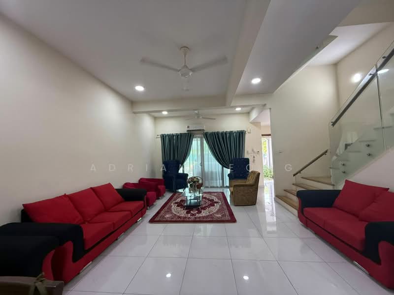 3-storey Terraced House for Sale in Puchong (Selangor) - Adrian Leong - Living Room - PropertyGuru.com.my