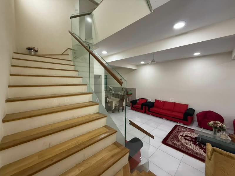 3-storey Terraced House for Sale in Puchong (Selangor) - Adrian Leong - Living Room - PropertyGuru.com.my