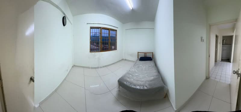 Pangsapuri untuk Dijual di Desa Dua Aman Puri - JC Tay - Bedroom - PropertyGuru.com.my