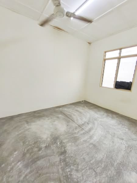 Flat for Rent at Flat Taman Pelangi Indah - Bess Wong - PropertyGuru.com.my