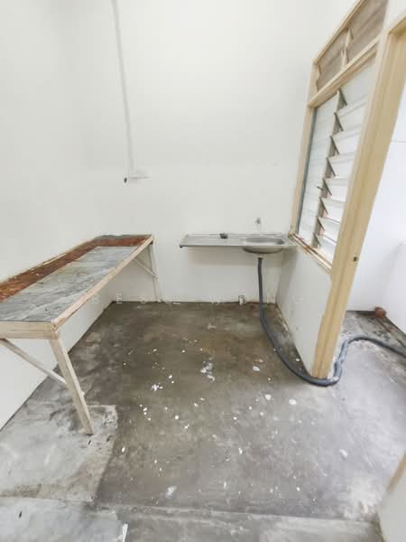 Flat for Rent at Flat Taman Pelangi Indah - Bess Wong - PropertyGuru.com.my