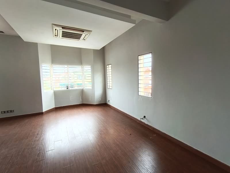Semi-Detached House for Sale in Seri Aman Heights (Sungai Buloh) - Elisa Yap - Interior - PropertyGuru.com.my