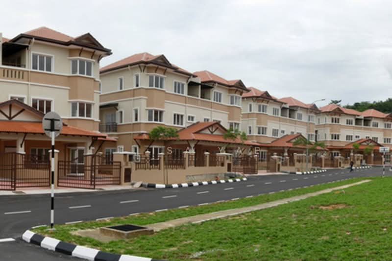 Semi-Detached House for Sale in Seri Aman Heights (Sungai Buloh) - Elisa Yap - Exterior - PropertyGuru.com.my