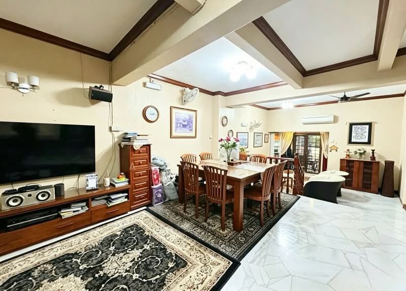 Rumah Teres 2 Tingkat untuk Dijual di Taman Tun Dr Ismail (Kuala Lumpur) - Aivan Ng - Living Room - PropertyGuru.com.my