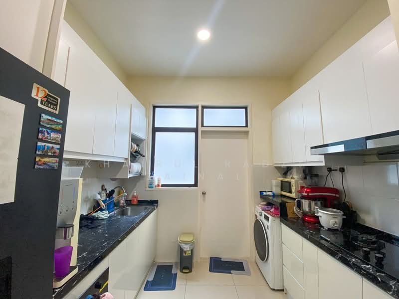 2-storey Terraced House for Sale in Eco Grandeur (Puncak Alam) - Khairul Radzi Zainal - Kitchen - PropertyGuru.com.my