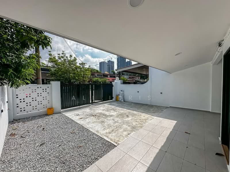 1-storey Terraced House for Sale in Sri Petaling (Sri Petaling) - Ali Idris - Exterior - PropertyGuru.com.my
