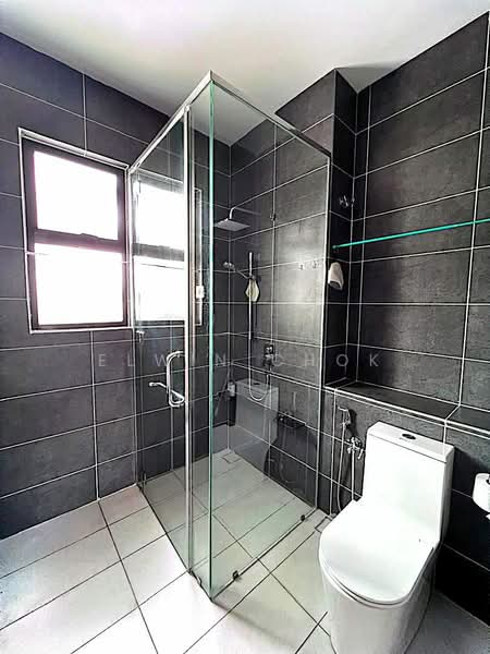 Semi-Detached House for Sale in Setia Utama (Setia Alam) - Elwin Chok - Bathroom - PropertyGuru.com.my
