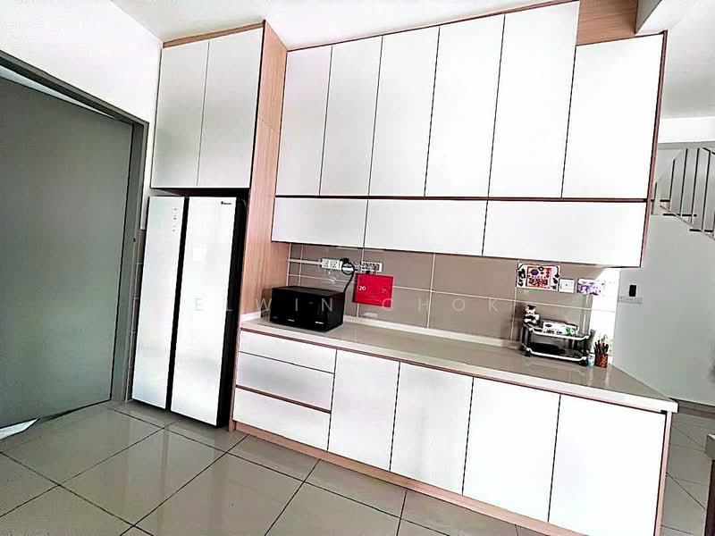 Semi-Detached House for Sale in Setia Utama (Setia Alam) - Elwin Chok - Kitchen - PropertyGuru.com.my