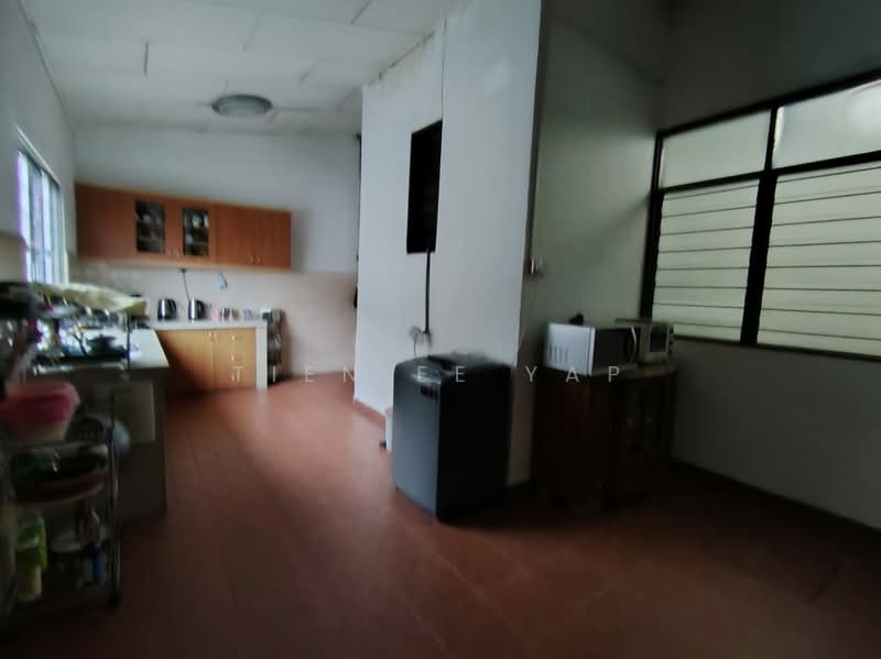 Rumah Teres 2 Tingkat untuk Dijual di Taman Bukit Maluri (Kepong) - Tien Ee Yap - Kitchen - PropertyGuru.com.my