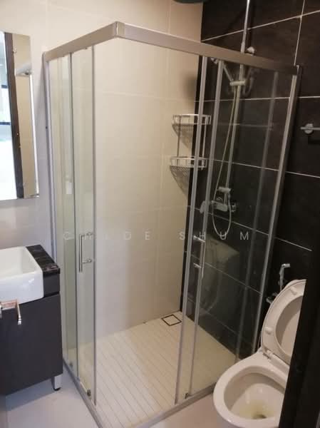 Condominium for Rent at Amberside @ Country Garden Danga Bay - Chloe Shum - Bathroom - PropertyGuru.com.my
