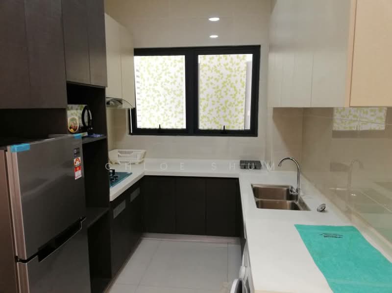 Condominium for Rent at Amberside @ Country Garden Danga Bay - Chloe Shum - Kitchen - PropertyGuru.com.my