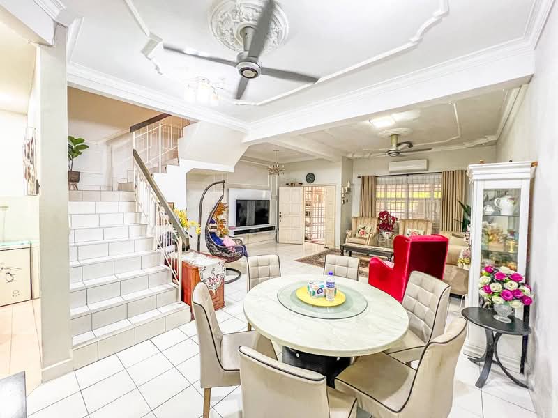 2-storey Terraced House for Sale in Taman Pelangi Semenyih (Semenyih) - Izzat Zamros - PropertyGuru.com.my