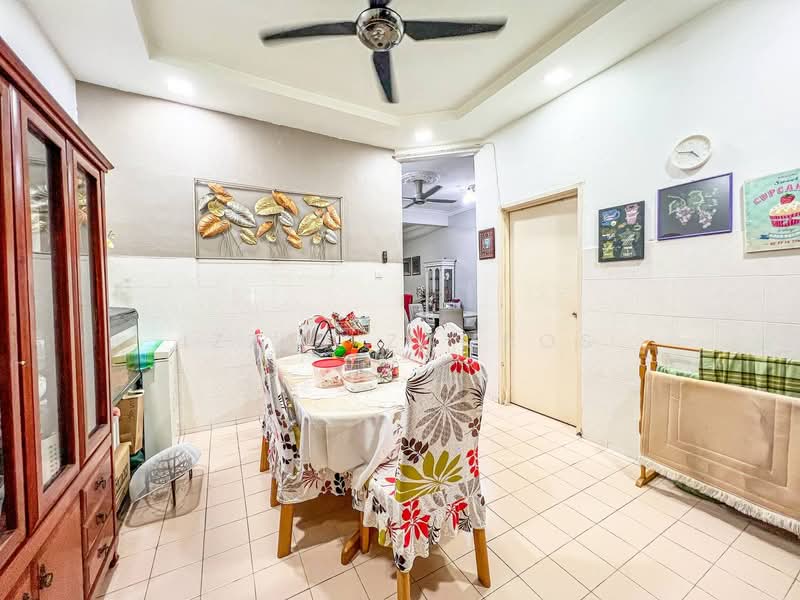 2-storey Terraced House for Sale in Taman Pelangi Semenyih (Semenyih) - Izzat Zamros - PropertyGuru.com.my
