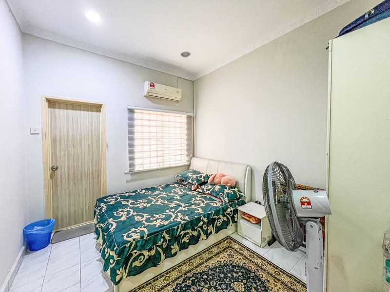2-storey Terraced House for Sale in Taman Pelangi Semenyih (Semenyih) - Izzat Zamros - PropertyGuru.com.my