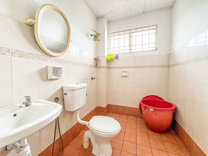 2-storey Terraced House for Sale in Taman Pelangi Semenyih (Semenyih) - Izzat Zamros - PropertyGuru.com.my