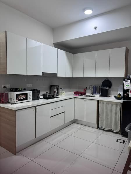 Servis Apartment untuk Dijual di The Glenz @ Glenmarie - Kian Ng - Kitchen - PropertyGuru.com.my