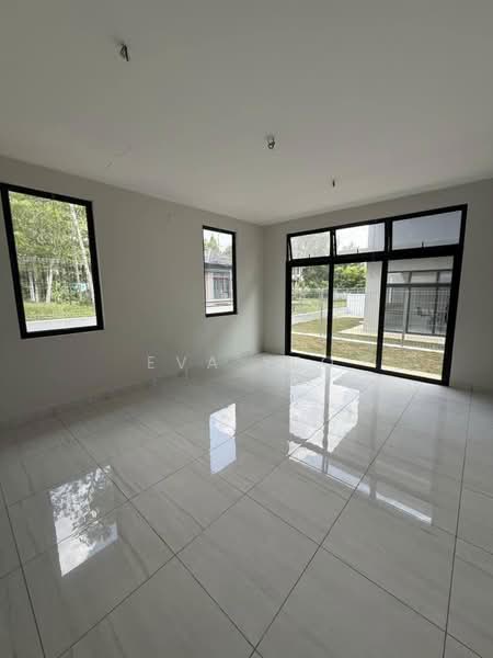 Semi-Detached House for Sale in Johor Bahru (Johor) - Eva Yeo - Living Room - PropertyGuru.com.my