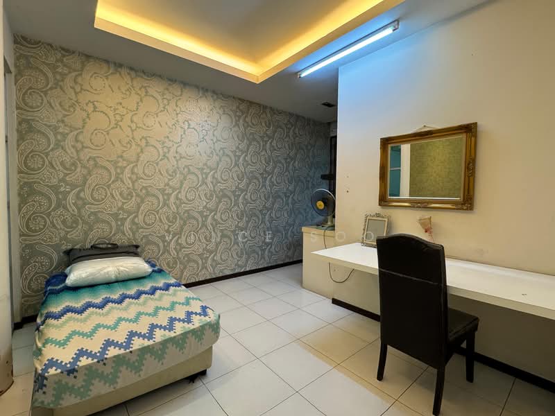 2.5-storey Terraced House for Sale in Taman Impian Emas (Skudai) - Vince Soo - Bedroom - PropertyGuru.com.my