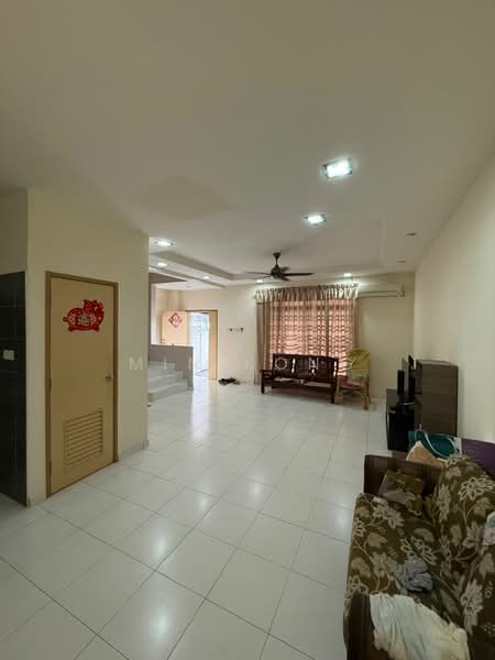 2-storey Terraced House for Sale in Taman Setia Indah (Tebrau) - Min Kong - Living Room - PropertyGuru.com.my