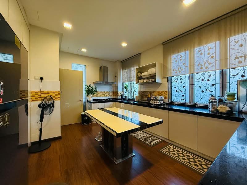 Semi-Detached House for Sale in Bandar Seri Putra (Bangi) - Mohd Nazri Roslan - PropertyGuru.com.my