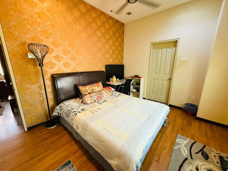 Semi-Detached House for Sale in Bandar Seri Putra (Bangi) - Mohd Nazri Roslan - PropertyGuru.com.my