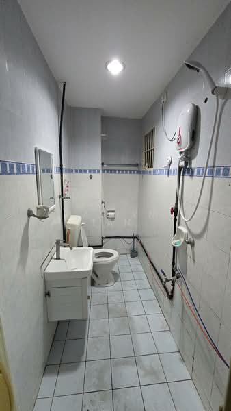 Apartment for Sale at Vista Magna - Jaslyn Tan - Bathroom - PropertyGuru.com.my