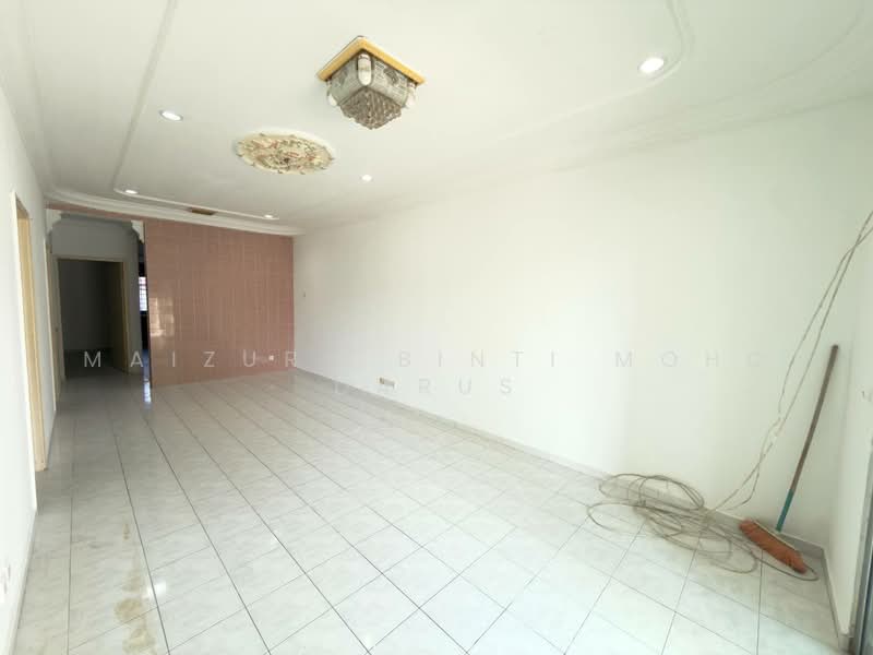 Rumah Teres 1 Tingkat untuk Dijual di Bandar Tasik Kesuma (Beranang) - Maizura binti Mohd Darus - Interior - PropertyGuru.com.my
