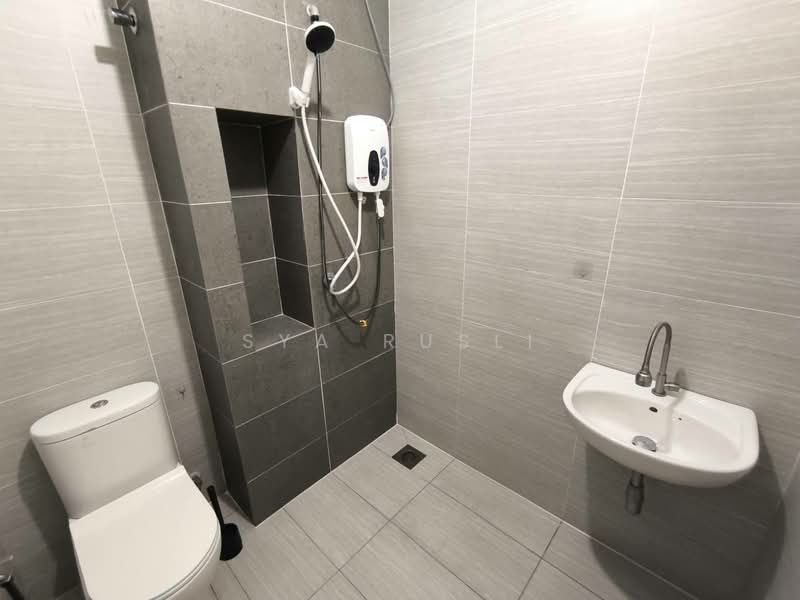 2-storey Terraced House for Rent in Sunsuria City (Dengkil) - Sya Rusli - Bathroom - PropertyGuru.com.my