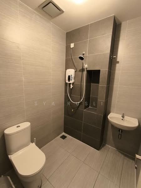 2-storey Terraced House for Rent in Sunsuria City (Dengkil) - Sya Rusli - Bathroom - PropertyGuru.com.my