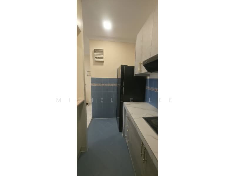 Service Residence for Rent at Holiday Place (D-Villa Residence) - Michelle Lee - Kitchen - PropertyGuru.com.my