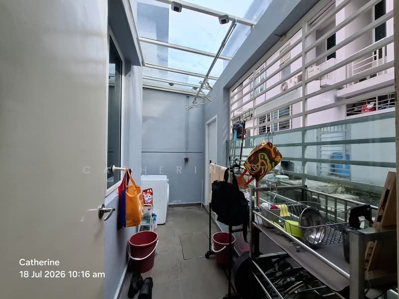 Rumah Teres 2.5 Tingkat untuk Dijual di Putra Heights (Subang Jaya) - Catherine Tan - Balcony - PropertyGuru.com.my