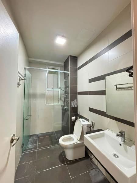Kondominium untuk Disewa di D'Suites Akasia Horizon @ Horizon Hills - Wallace Ang - Bathroom - PropertyGuru.com.my