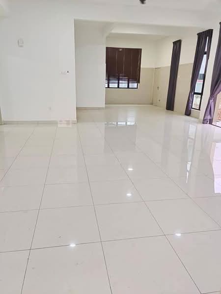 Semi-Detached House for Sale in Taman Pulai Hijauan (Skudai) - Yucong . - Living Room - PropertyGuru.com.my