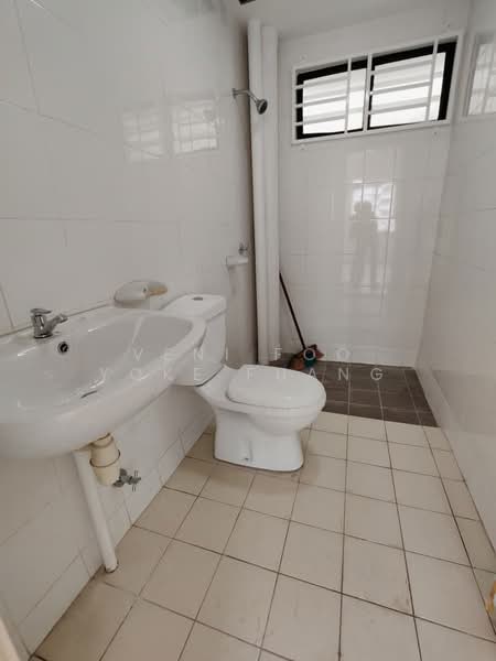 Apartment for Sale at Seri Jati - Veni Foo Yoke Fuang - Bathroom - PropertyGuru.com.my