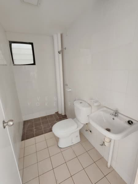 Apartment for Sale at Seri Jati - Veni Foo Yoke Fuang - Bathroom - PropertyGuru.com.my