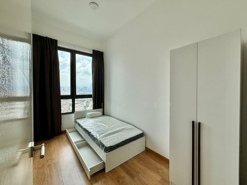 Service Residence for Sale at East Parc @ Manjalara - Vivian Tew - Bedroom - PropertyGuru.com.my