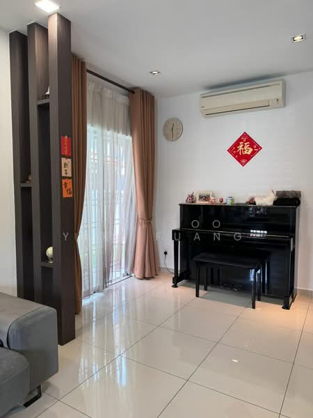 Rumah Kluster untuk Dijual di Setia Alam (Selangor) - Veni Foo Yoke Fuang - Living Room - PropertyGuru.com.my
