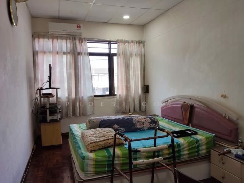 Rumah Teres 2 Tingkat untuk Dijual di Jelutong (Penang) - Phoebe Oon - Bedroom - PropertyGuru.com.my