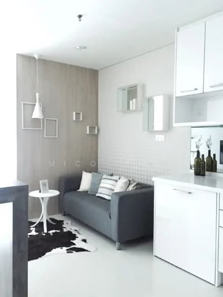 Servis Apartment untuk Disewa di Mercu Summer Suites - Mico Wong - Living Room - PropertyGuru.com.my