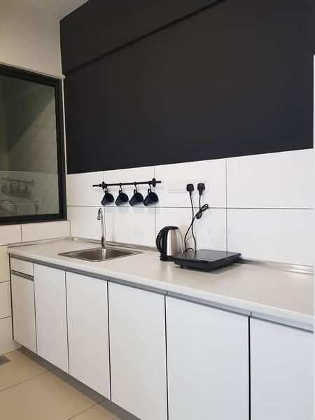 Servis Apartment untuk Dijual di Luminari - Chloe Lim - Kitchen - PropertyGuru.com.my